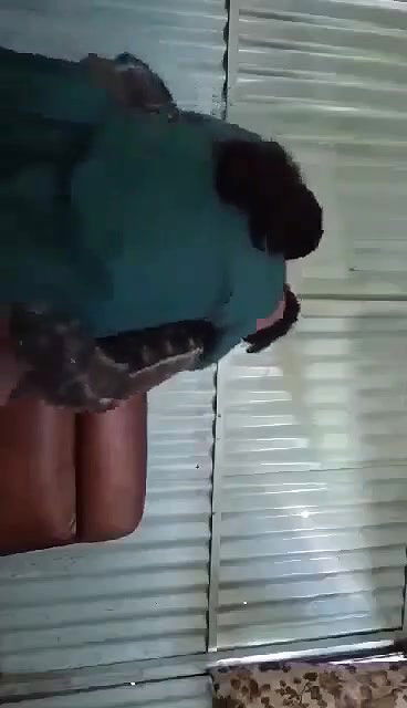 boob chuske lund ki sawari kri