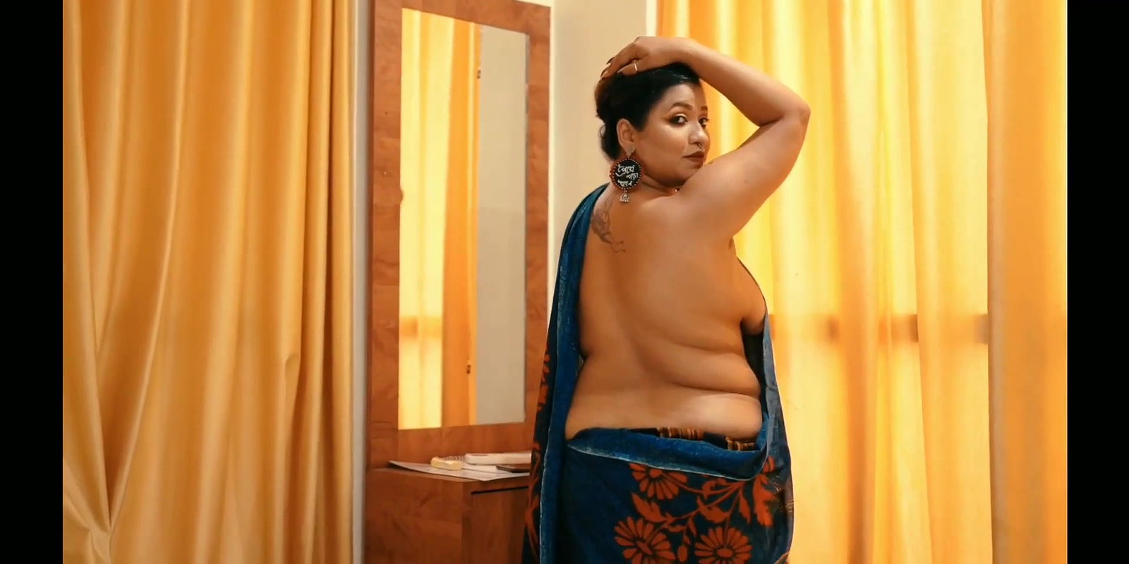 Puja in Blue Saree Showing Boobs ~ Naari Magazine Shoot