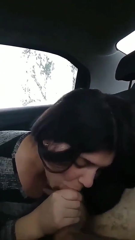 Cute Pakistani GF Giving Blowjob in the Car
