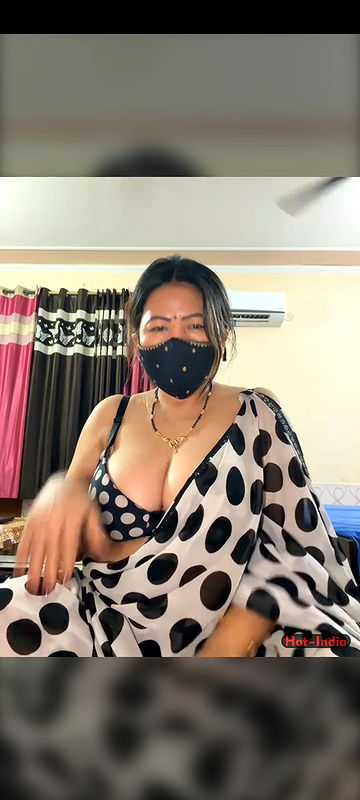 88pink big boobs open white saree nepali randi bhabhi