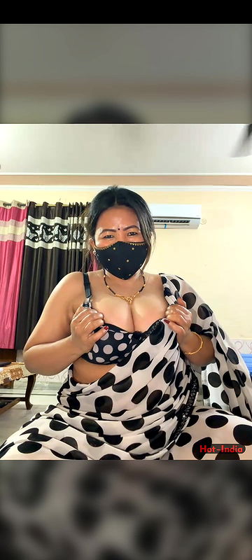 88pink big boobs open white saree nepali randi bhabhi