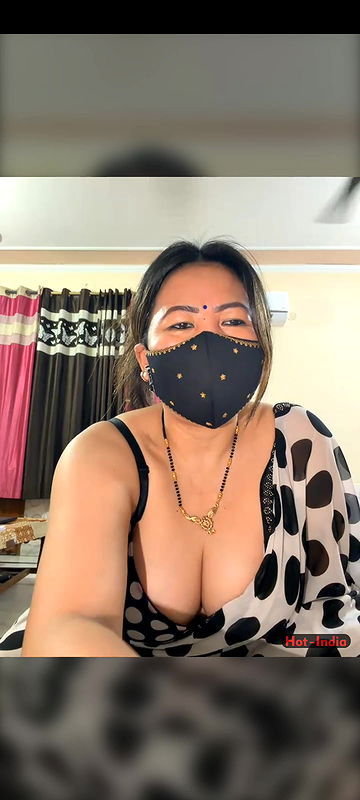 88pink big boobs open white saree nepali randi bhabhi