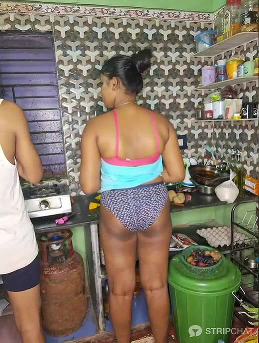 Stripchat hot cum sweety