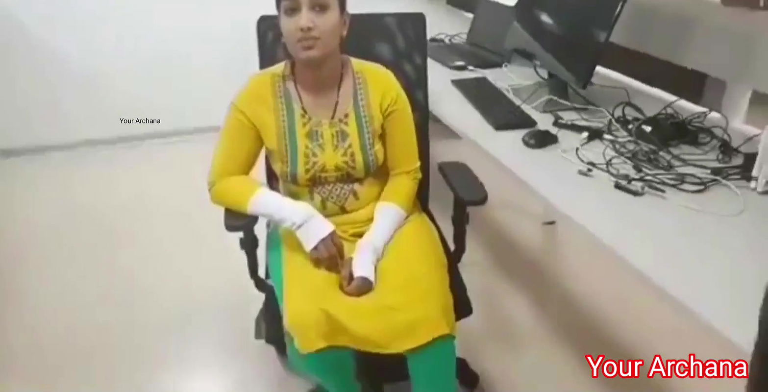 Boss ne secretary ko chuda with hindi audio