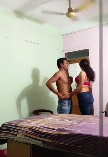 lodge mein randi ladki ke sath masti