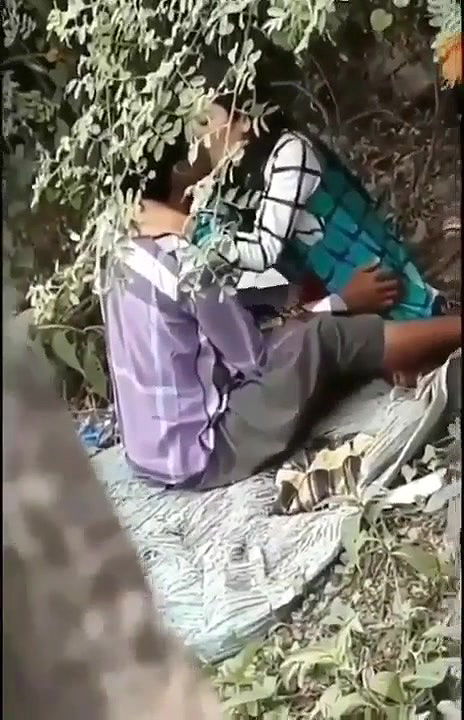 couple sex in park recorded secretly