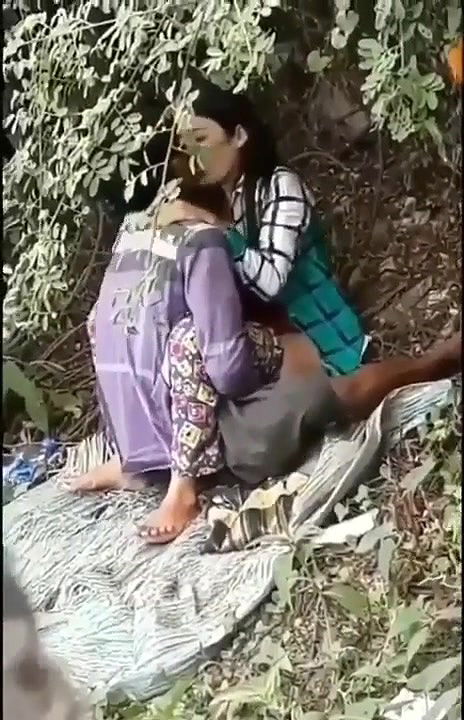 couple sex in park recorded secretly