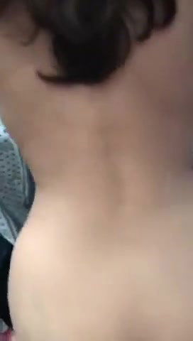 gori ladki ko chodke chut ke ander mal giraya