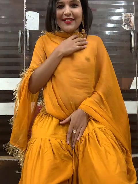 hot desi girl kinky nude show