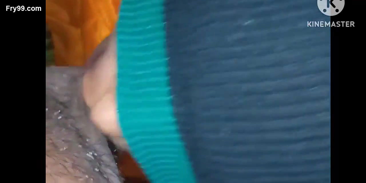 Priya bhabhi ne apne boy friend ko gr bulaya uska land chsne ke liye