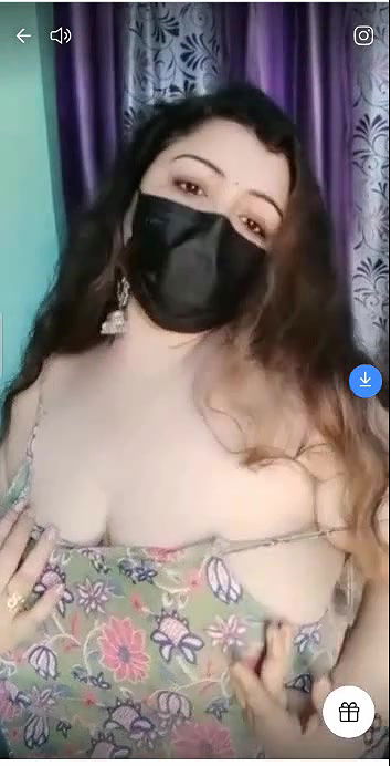 Cute bhabi  Showing in live