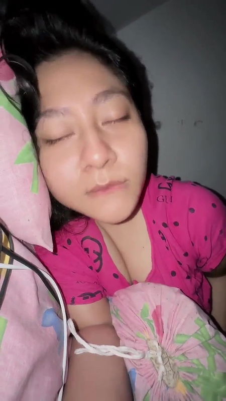 Cute face chubby college extremely gorgeous girl getting wild at home exposes her sexy big titties and wet juicy pussyP9