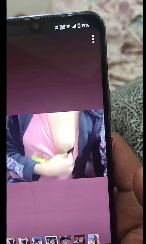 Live cam girl Riya nude video recorded by client
