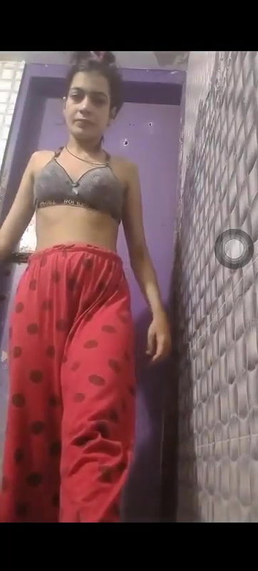 Pakistani Karachi Randi zubaida noreen