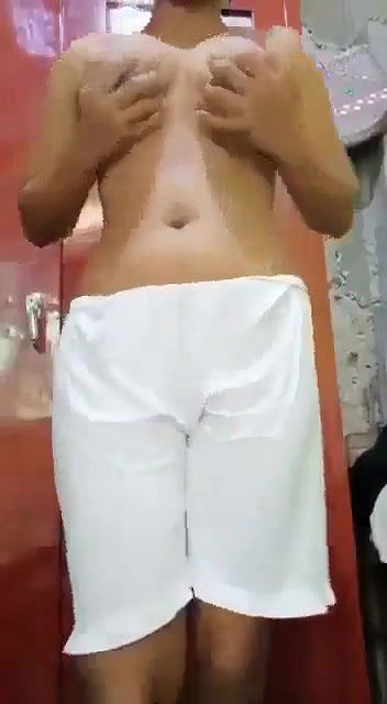 young girl nude show