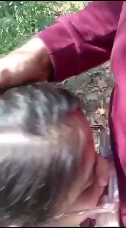 college lover blowjob in outdoor