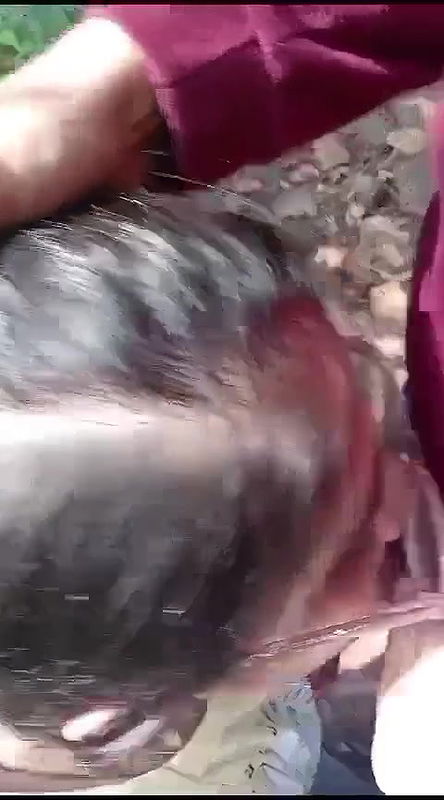 college lover blowjob in outdoor