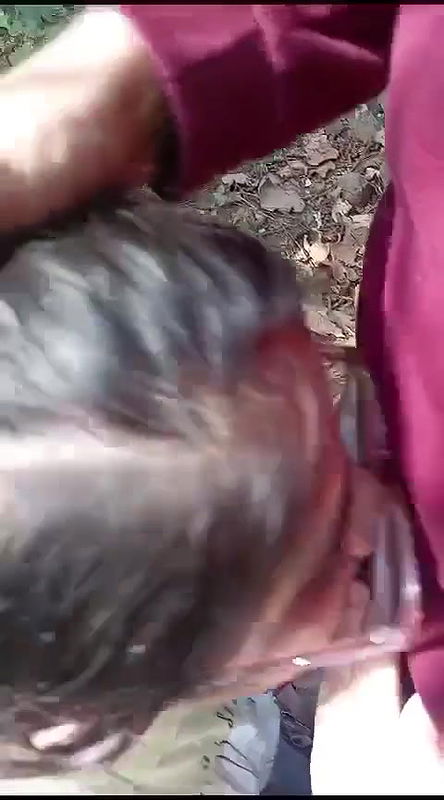 college lover blowjob in outdoor