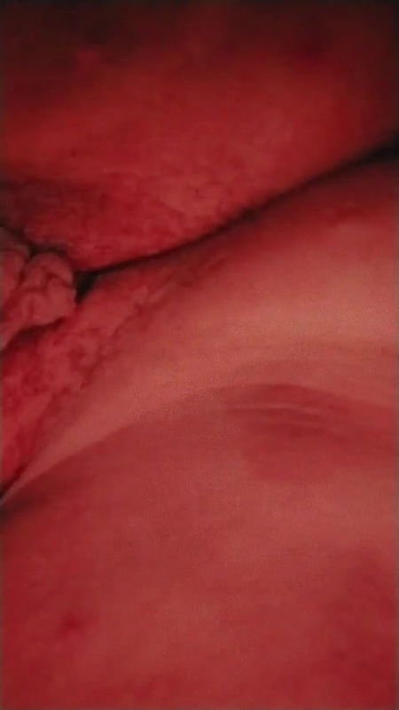 juicy pussy fingering