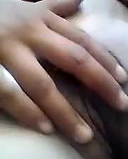 Bihari Bhabhi fingering pussy on selfie cam