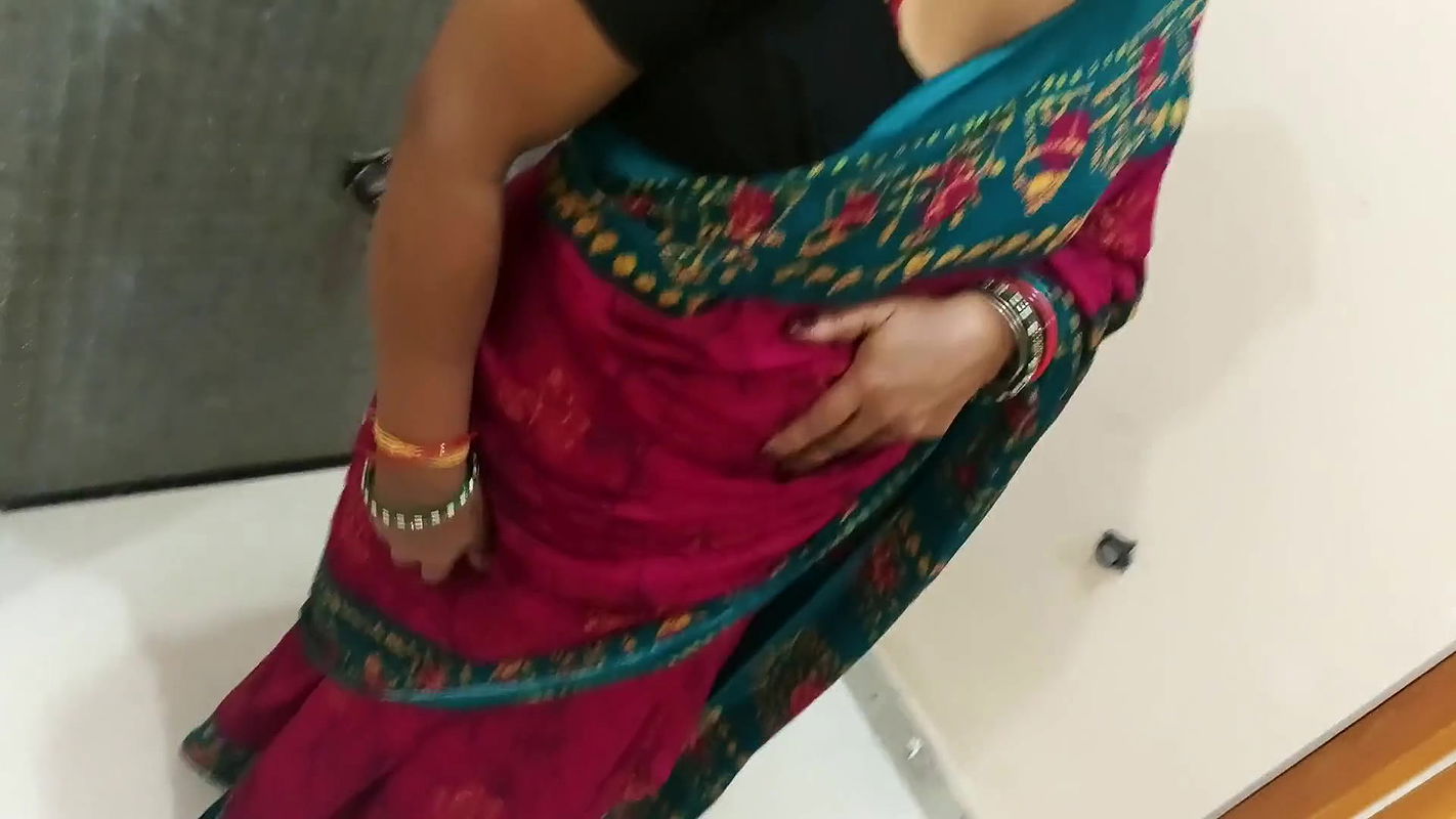 Cheating saree madam