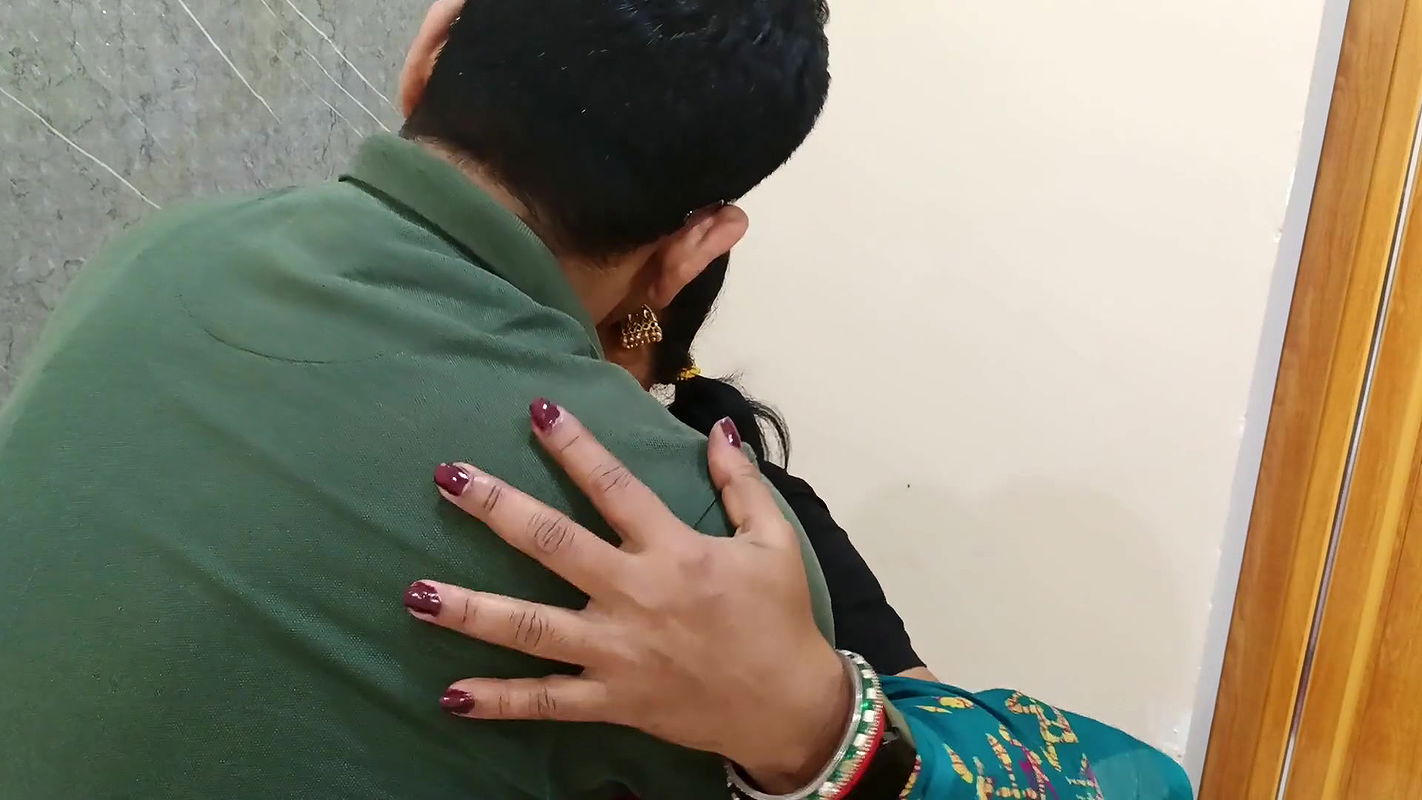 Cheating saree madam