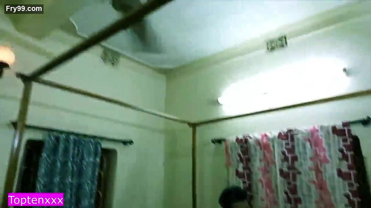 Sexy Malkin Bhabi (2021) 720p TopTenxxx Hindi Short Film