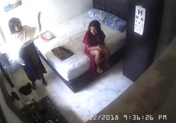 College Girls Getting Naughty in Hostel
