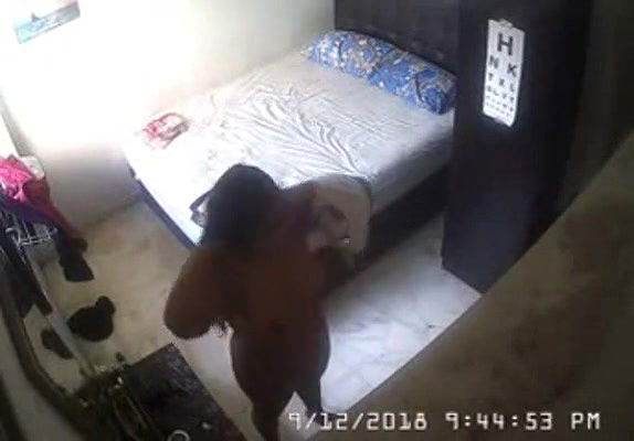 College Girls Getting Naughty in Hostel