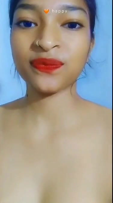 Hot sexy Indian girl showcasing her assets