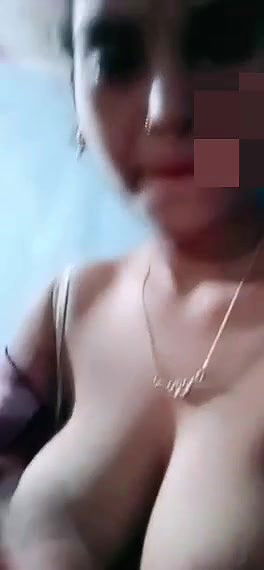 Beautiful Indian girl Chandrika showing her boobs to boyfriend in video calling