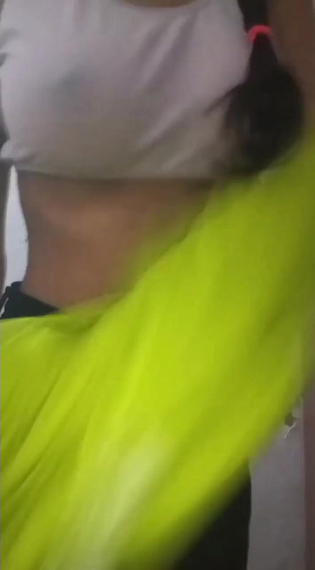 Horny Desi Girl with Perfect Figure Teasing Random Strangers on Reddit with Her Beautiful Curvy Body