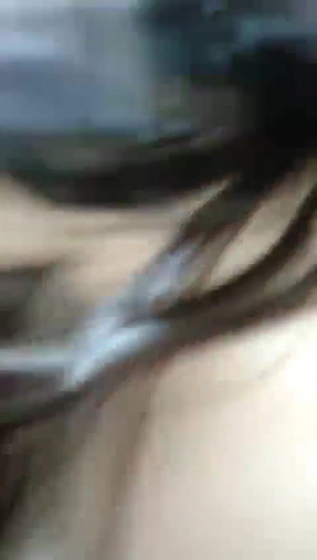 Desi girl giving blowjob