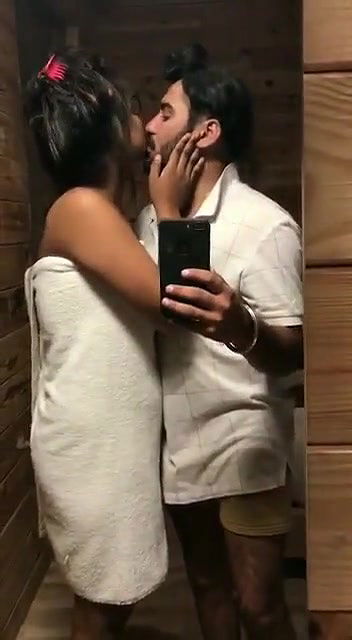 kissing with escort girl