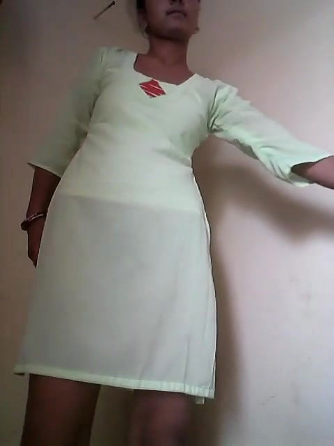 dehati slim bhabhi nude