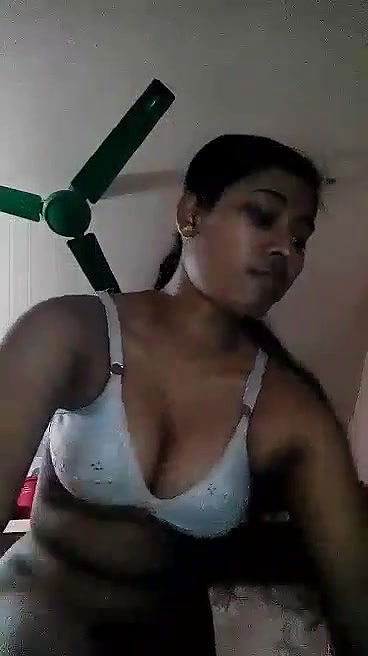 dusky girl nude show