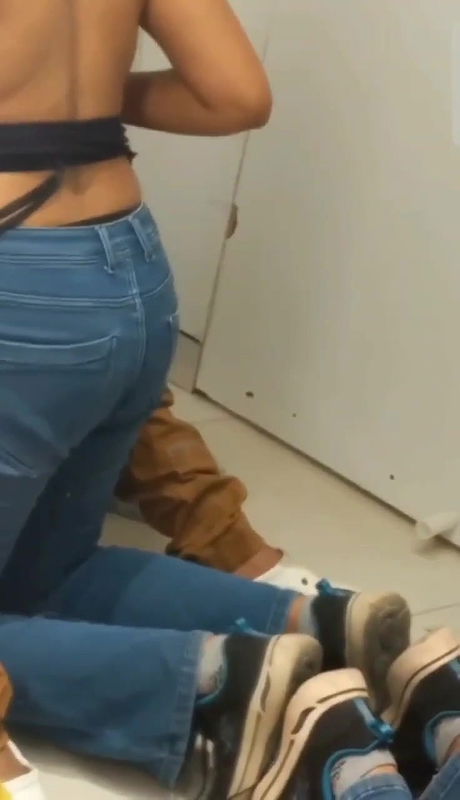 Beautiful Girlfriend Giving Handjob  Blowjob to Bf in TrialRoom