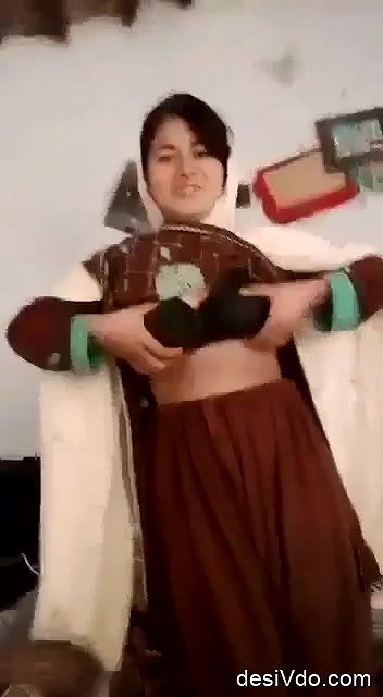 Jhume jo Pathaan Call Girl