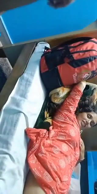 Dehati Bhabhi sex scandal MMS with her neighbor