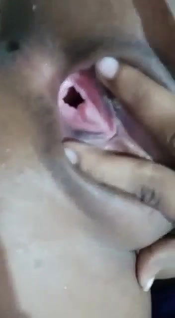 Naughty Bengali girl nude pussy show in the bathroom