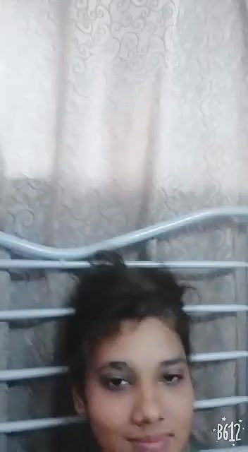 Desi sexy busty bitch selfie MMS video to make you feel horny