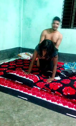 Look at this Bangla home sex clip and masturbate