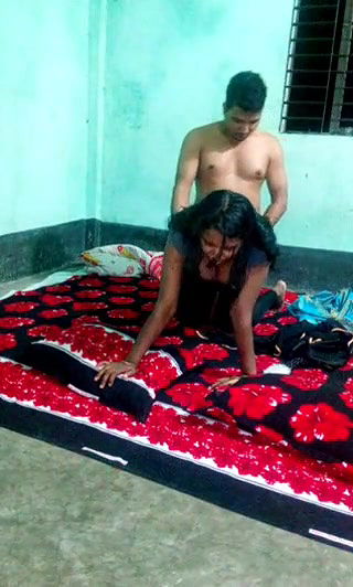 Look at this Bangla home sex clip and masturbate