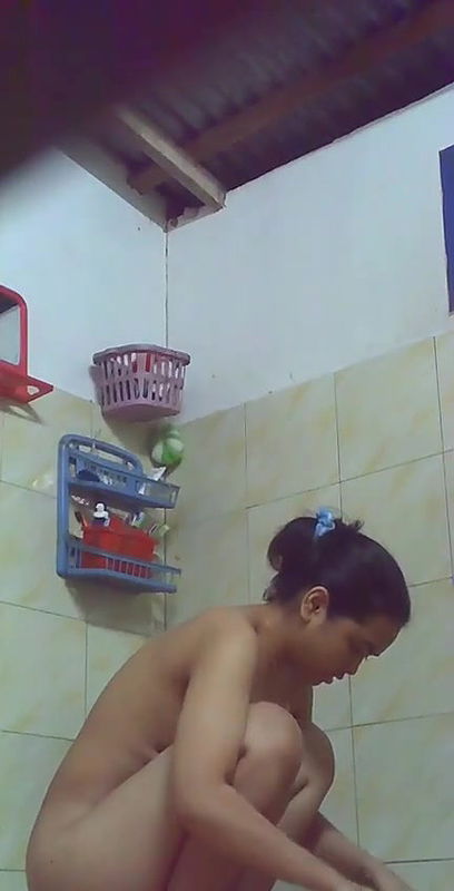 Malay teen bathing nude hidden camera