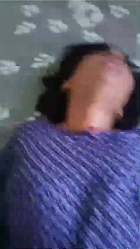 shalwar uthake chudai