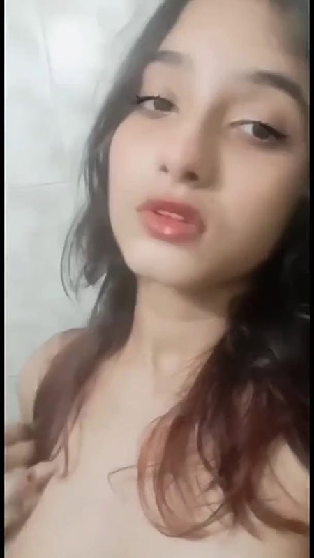 desi teen gf nude show