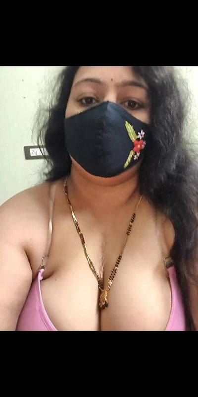 Neelu hoty with bra