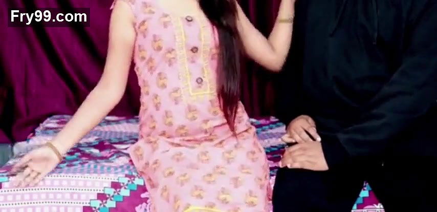 Desi bhabhi fucked by her friend in bedroom