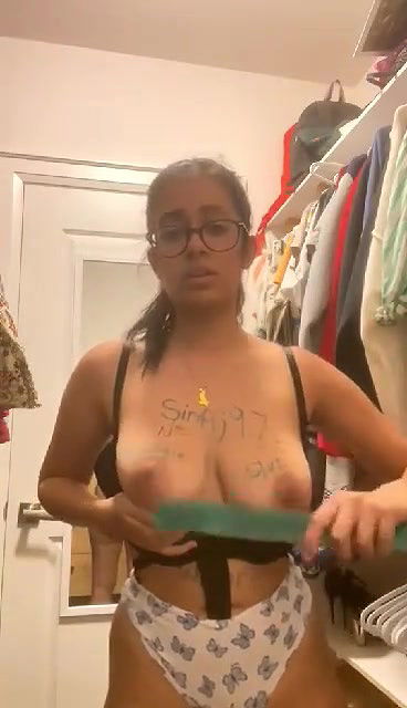 beautiful girl boobs slapping