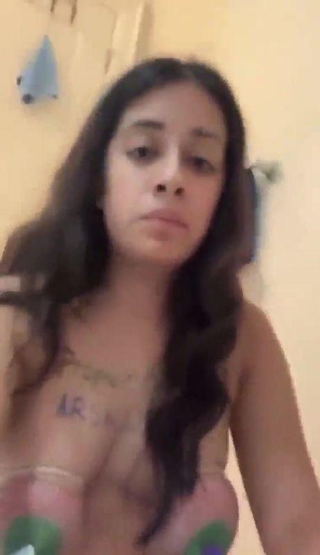 beautiful girl nude show drink toilet water